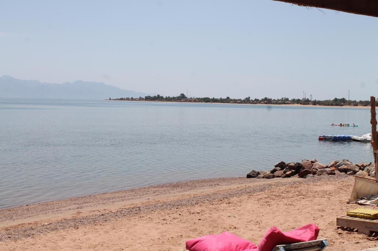 Hotel Elbadawy Camp à Nuweiba` Extérieur photo